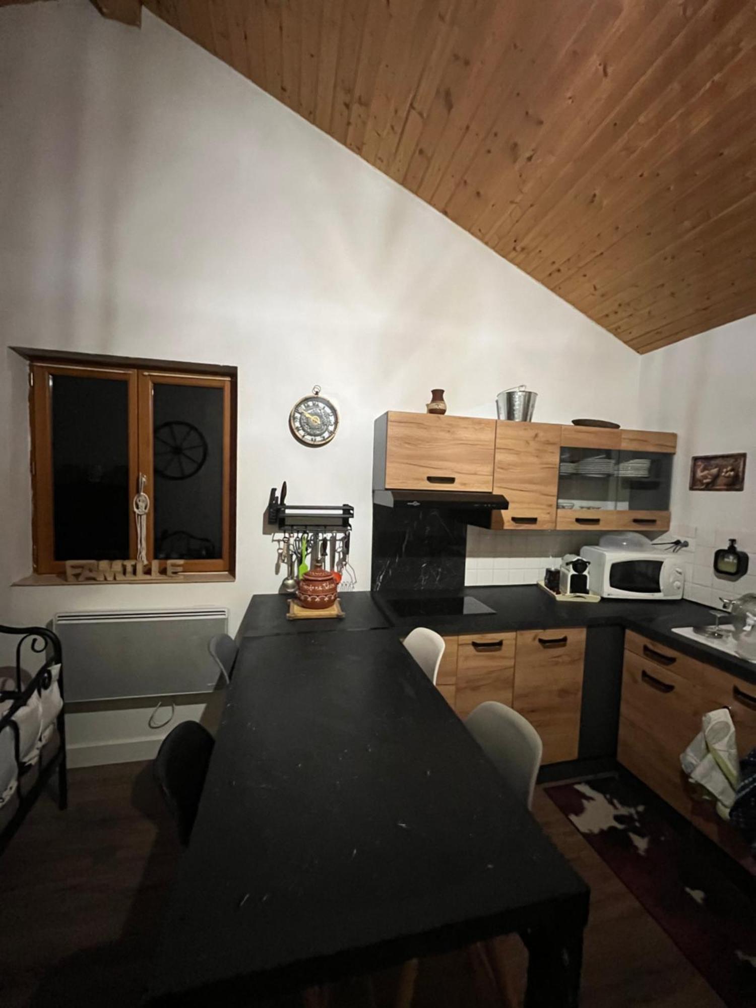 Chez Mamie Villa LʼIsle-Jourdain Dış mekan fotoğraf