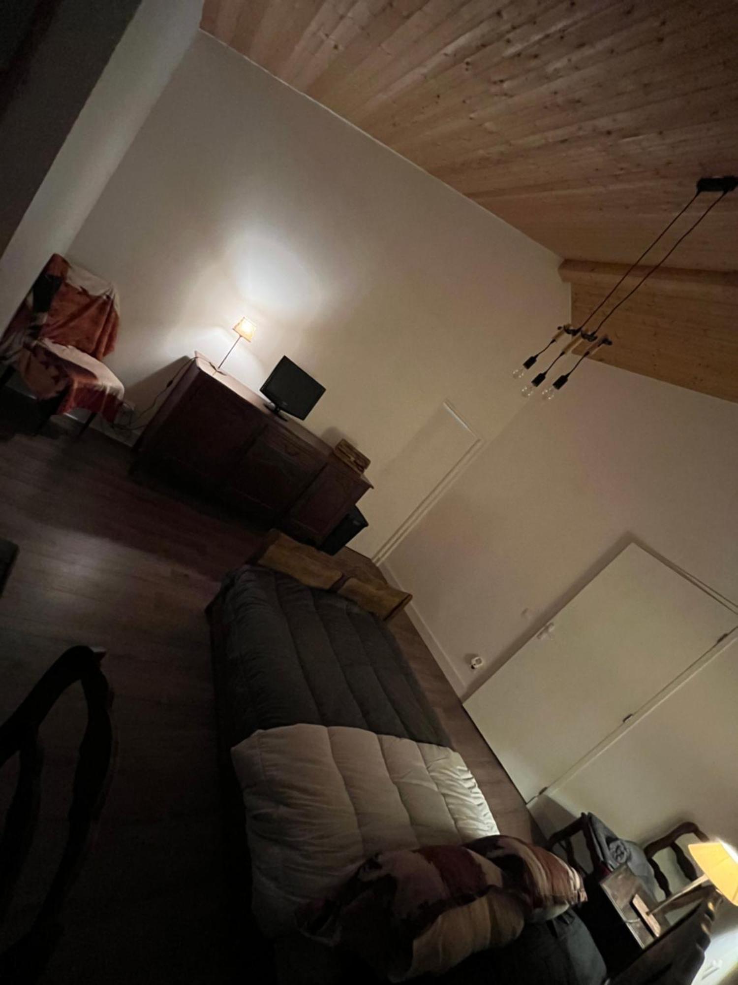 Chez Mamie Villa LʼIsle-Jourdain Dış mekan fotoğraf