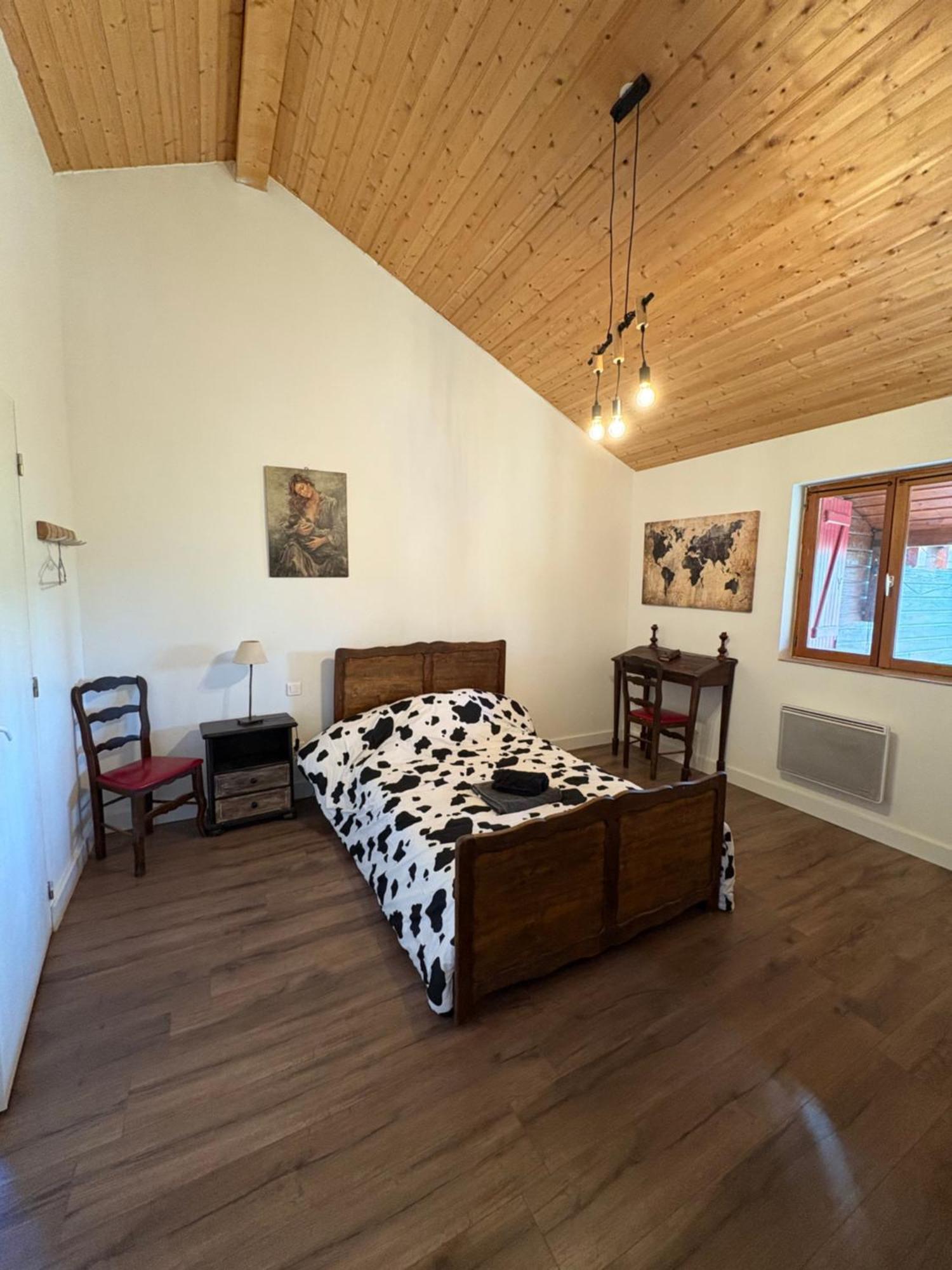 Chez Mamie Villa LʼIsle-Jourdain Dış mekan fotoğraf